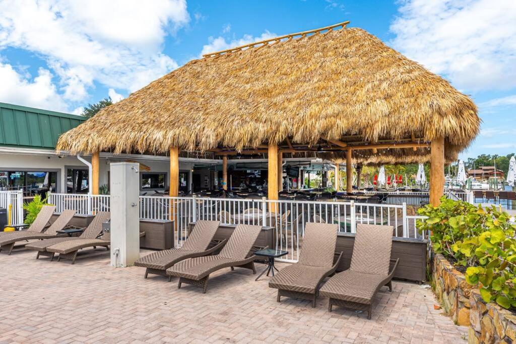 사라소타 Waterfront, Pool, Tiki Bar & Grill, Gym, Location! 아파트 외부 사진